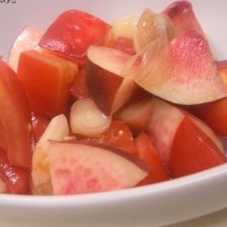 桃とトマト、新生姜のサラダ